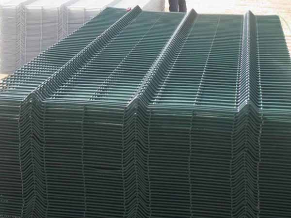 折彎護欄網(wǎng) - 安平縣全昊金屬絲網(wǎng)制品有限公司圖片3